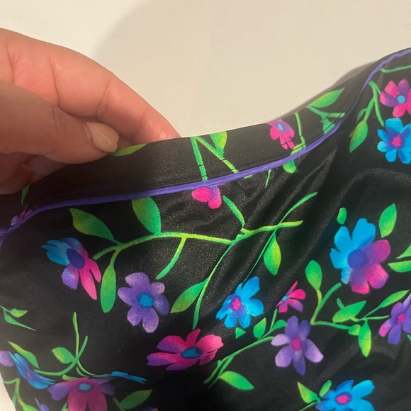 Plus size body Id swimsuit - Picture 4 of 4